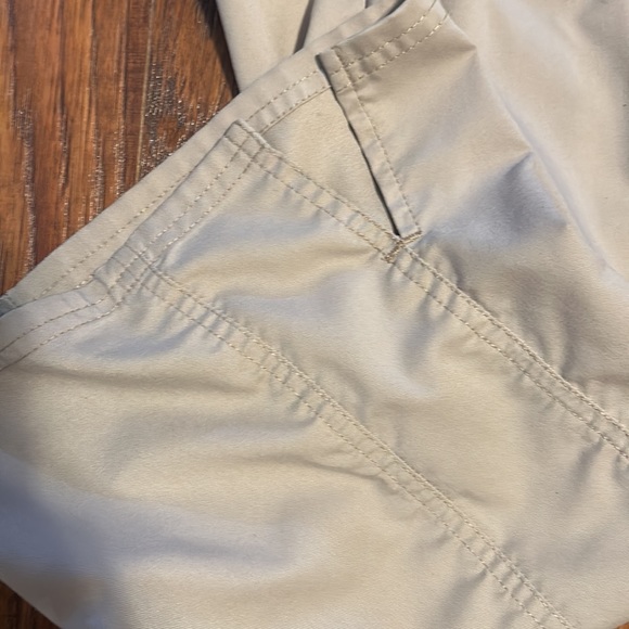 Cherokee khaki scrubs size medium 🥥 - Picture 3 of 4